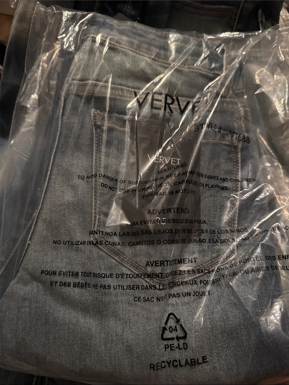VERVET Women’s Skinny Jeans — Light Distressed Blue